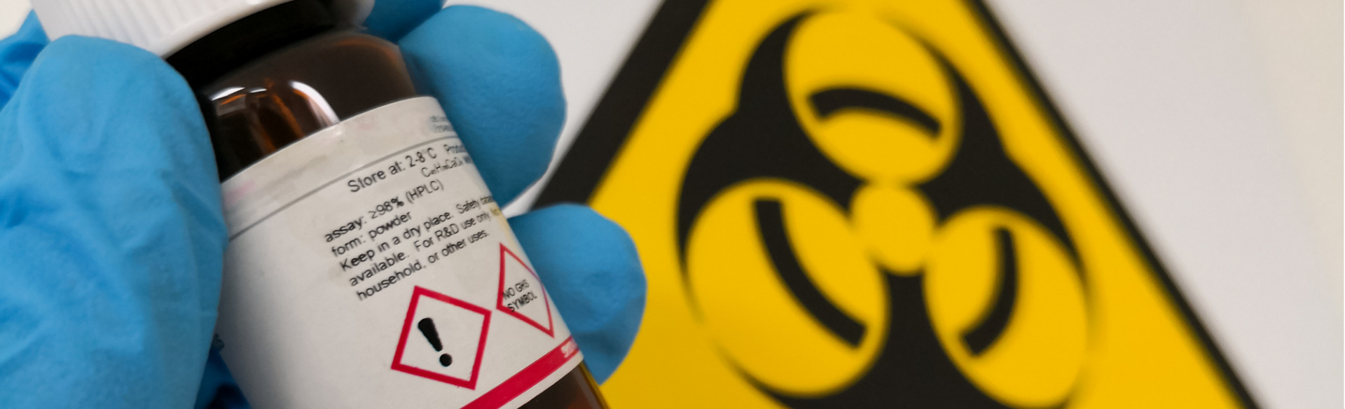 Compounder safely handling hazardous drugs