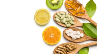 Natural medicines on spoons